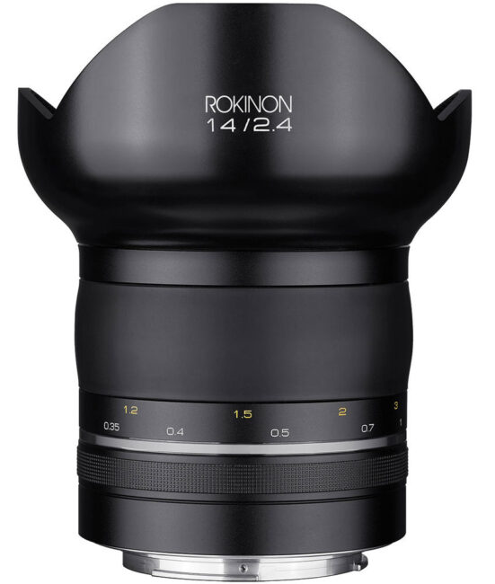 尼康相机的一款高质量、不太为人所知的广角镜头是Rokinon 14mm f/2.4。它具有出色的图像质量，但只能手动对焦。